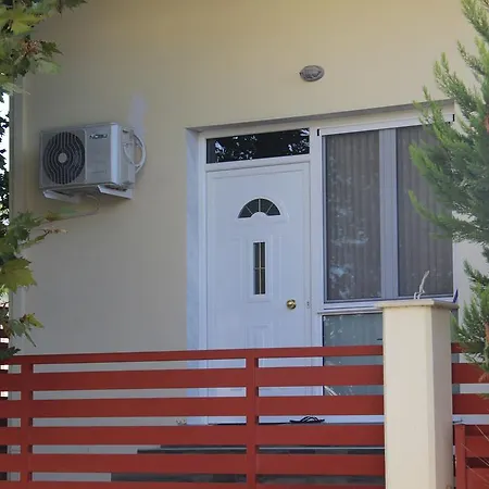 K&v * Nea Michaniona